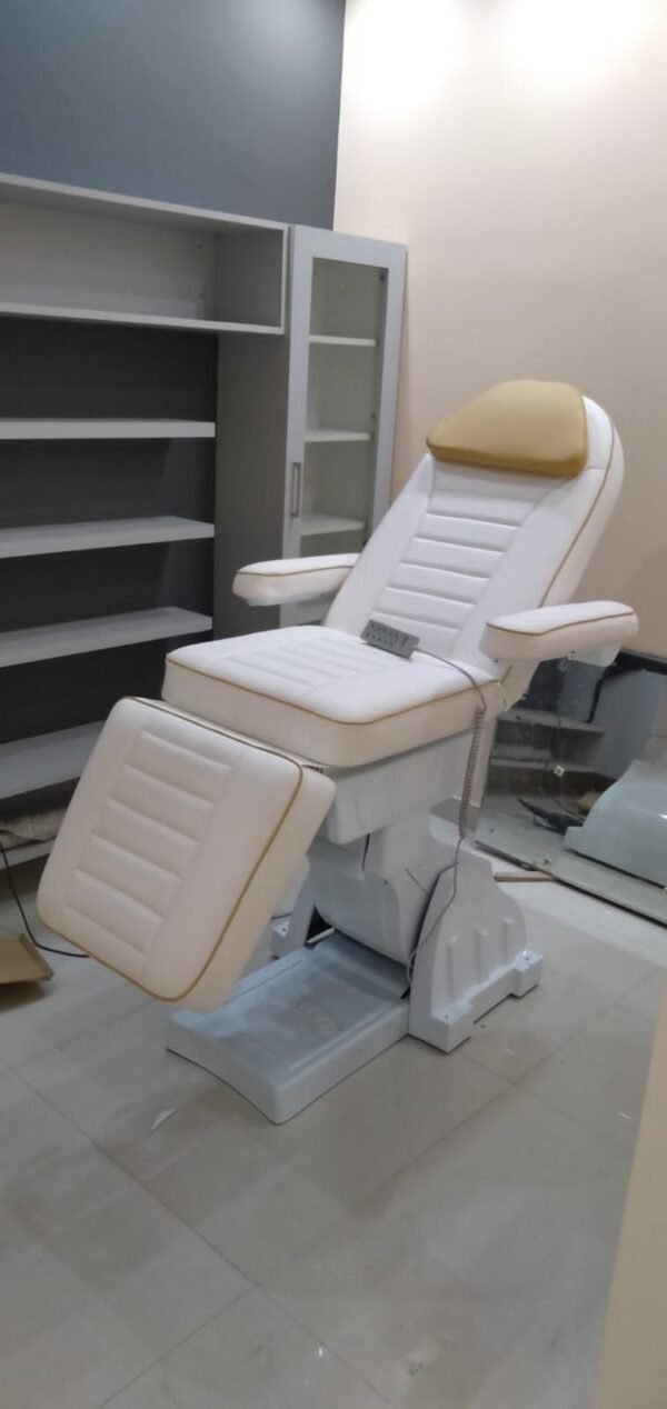 Derma Chair